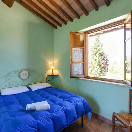 Apartment Scenic In Casole D Elsa With Pool