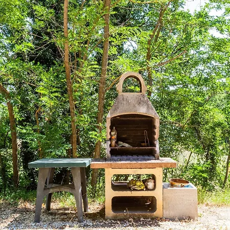 Scenic In With Pool Апартаменты