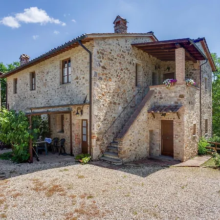 Апартаменты Scenic In With Pool Казоле-д'Эльса