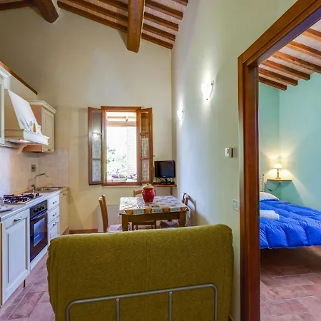 Scenic In With Pool *