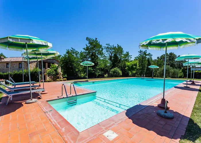 Scenic In With Pool Casole dʼElsa