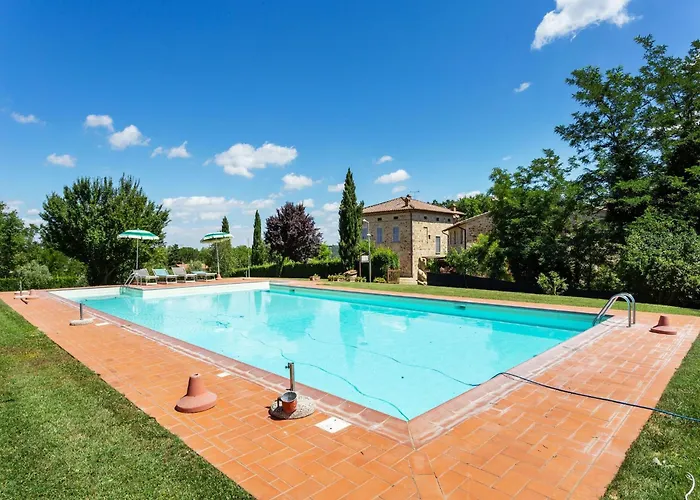 Apartment Scenic In With Pool Casole dʼElsa